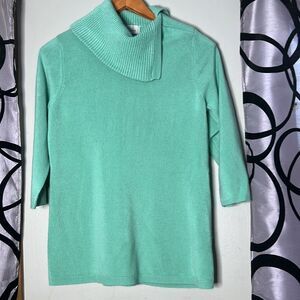 Knit by Hampshire studio 100% acrylic sweater with three-quarter sleeves